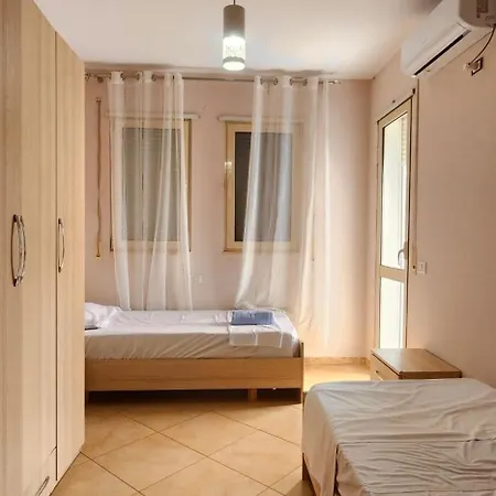 Egnatia Comfort アパート