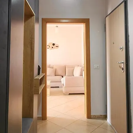 Egnatia Comfort アパート *