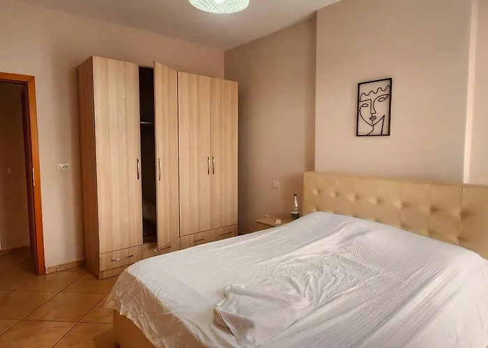 Egnatia Comfort アパート